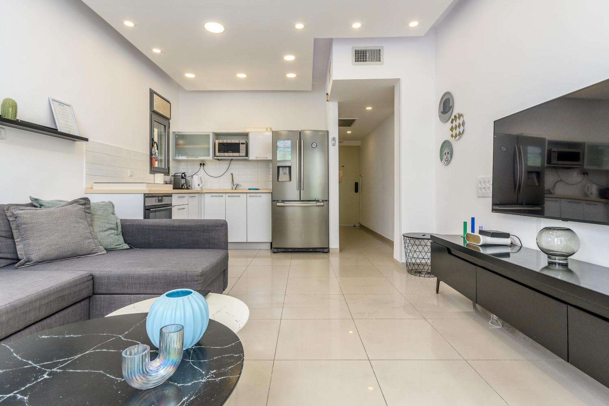 Very Nice 1 Bdr Apartment 2 Min From The Beach ! Tel Aviv Eksteriør billede