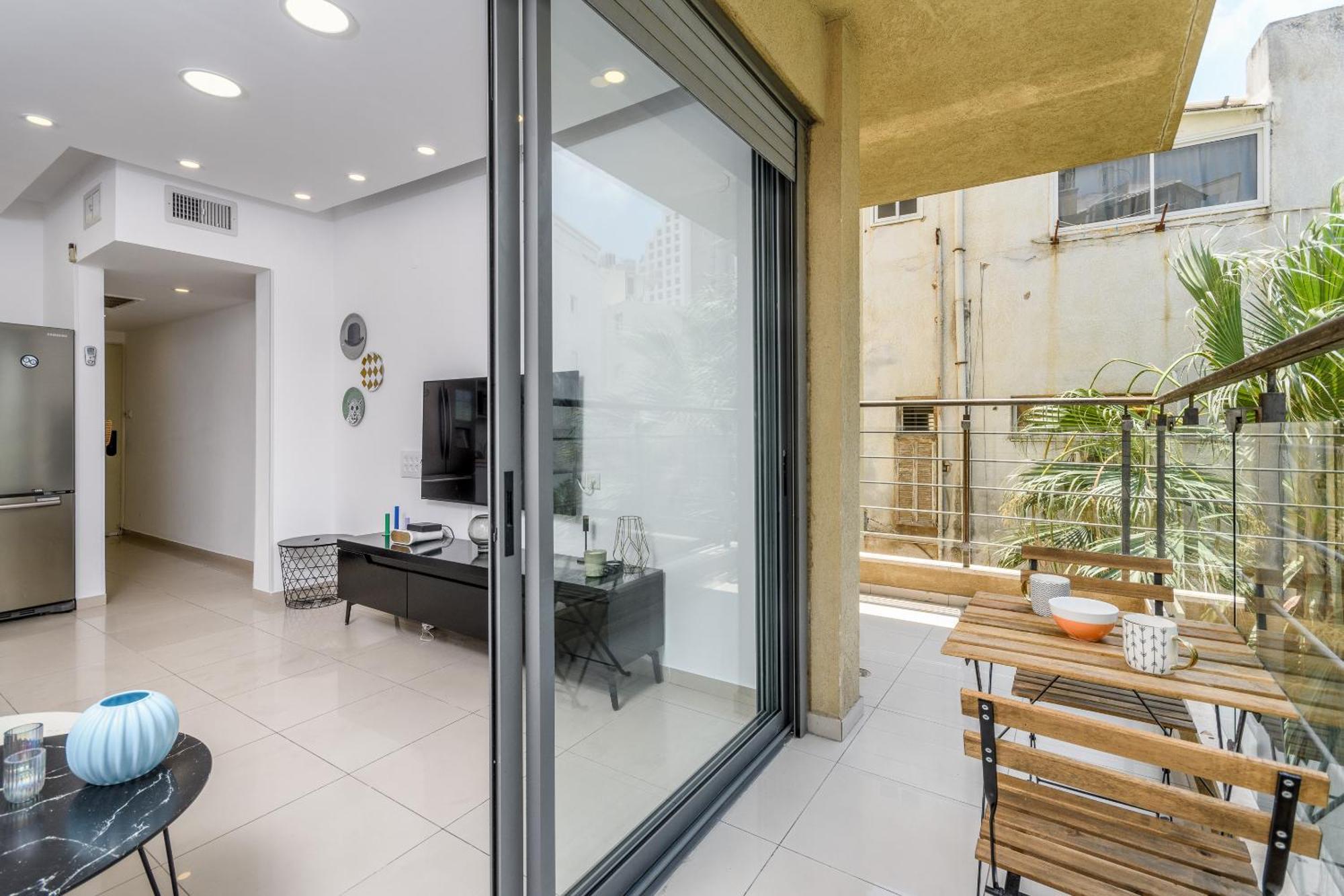 Very Nice 1 Bdr Apartment 2 Min From The Beach ! Tel Aviv Eksteriør billede